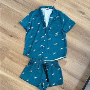 New NFL Eagles Women’s PJ Set, Size Small